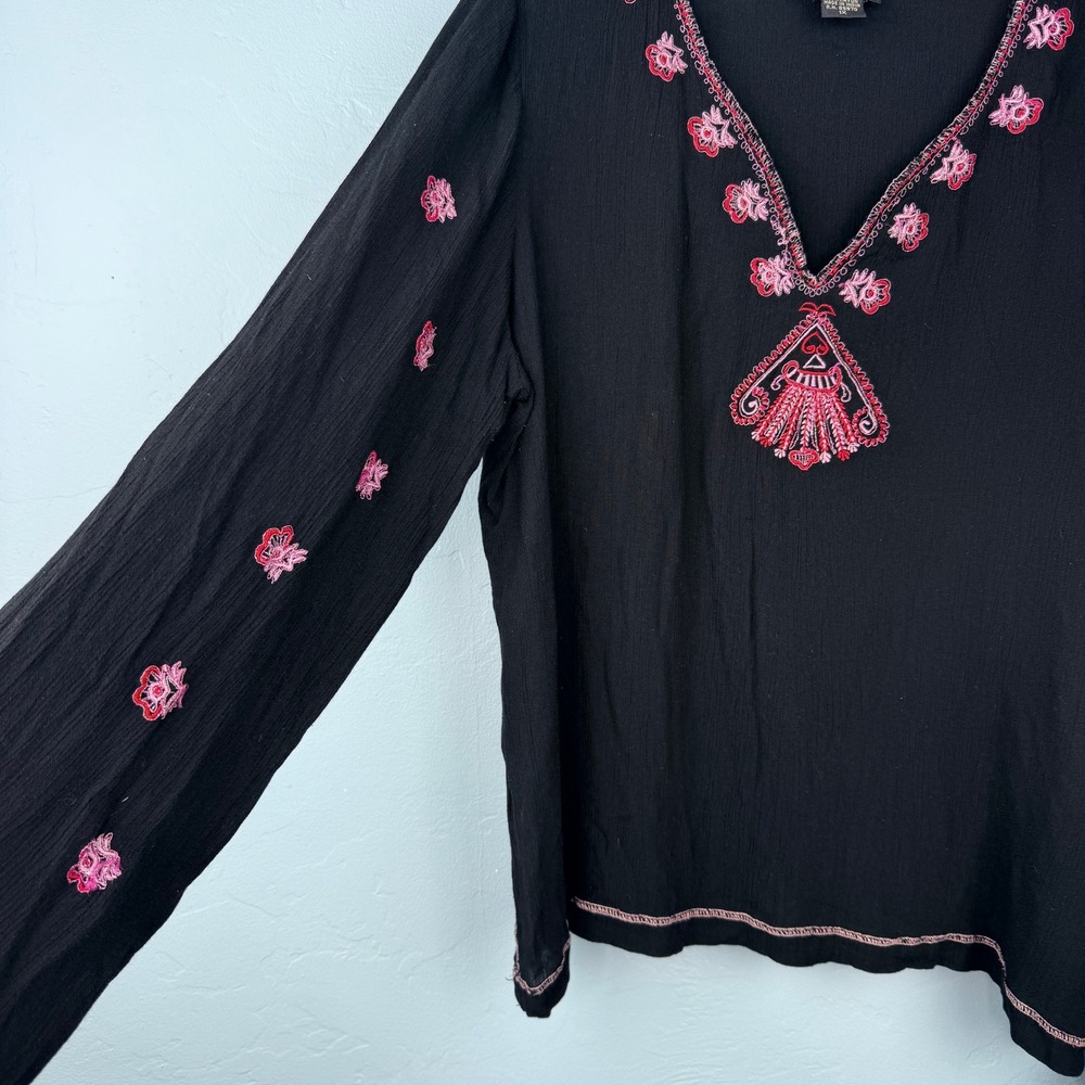 Passport Plus Peasant Top Women 1X Black Pink Embroidered V-Neck Long Sleeve - Picture 7 of 8
